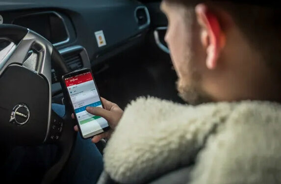 Elbildsladdning via app i P-hus Mode