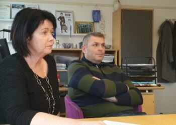 Katarina Jonsson och Christer Fröjd i Skövde kommuns Stadshus