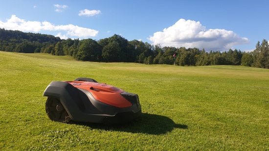 Skövde Golfklubb, robotgräsklippare