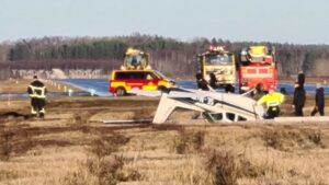 Skövde flygfält, Skövde flygplats