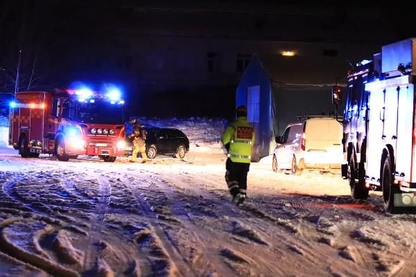 Explosion i bilverkstad – En till sjukhus