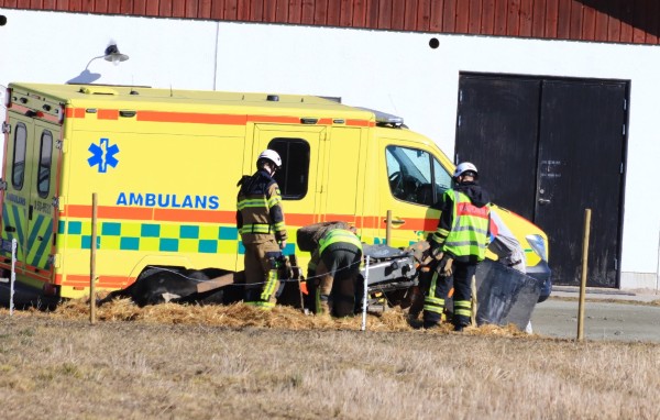 Olycka på gård utanför Skara