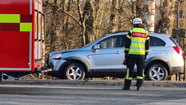 Trafikolycka Karstorpsvägen i Skövde