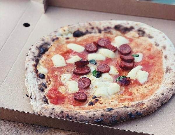 Snart premiär för pizza tillverkad i vedeldad ugn