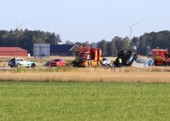 Trafikolycka E20 Vara