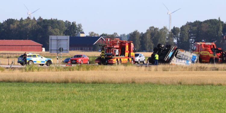 Trafikolycka E20 Vara