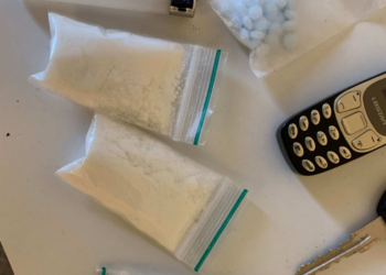 Gjorde våldsamt motstånd vid husrannsakan – Misstänks för narkotikabrott