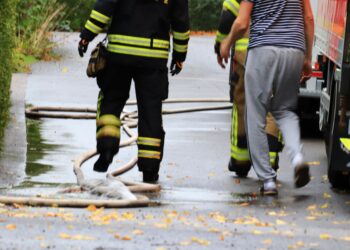 Vatten trängde in i källare i Skara