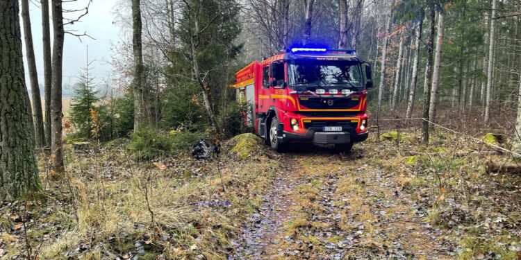 Brand bröt ut i villa utanför Töreboda