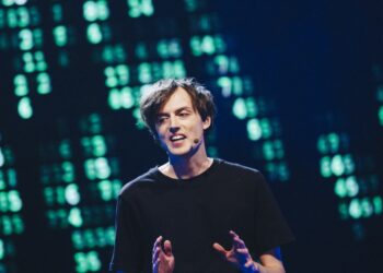 Minnesmästaren Jonas von Essen är årets hedersskaraborgare