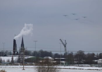 Se julhälsningen från Skaraborgs flygflottilj
