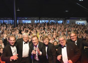 Vikingarna med Christer Sjögren till Skövde i Oktober