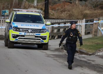 Död person hittad i vattnet i Grästorp – kan vara försvunna Amela