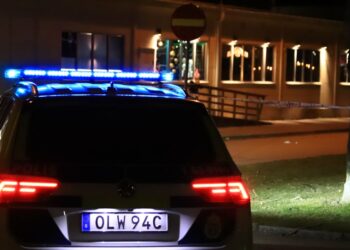 En person skjuten till döds i Lidköping – polisen jagar misstänkt mördare