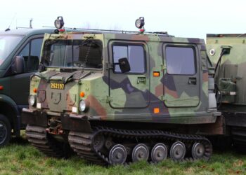 Bandvagn-militär