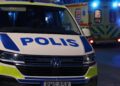 Polisbil-ambulans-Skara-storbrand