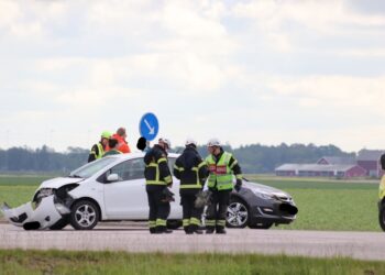 Trafikolycka på väg 187 – En till sjukhus