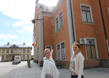 Trygghetskameror på plats vid stationen i Skara
