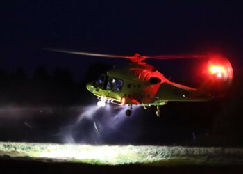 Man fördes med ambulanshelikopter till sjukhus efter grov misshandel