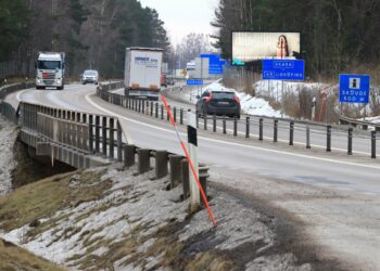 Regeringen tillför Trafikverket en miljard kronor för ökat vägunderhåll