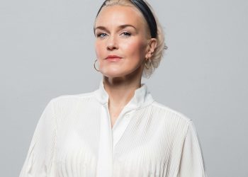 Unizon informerade fullmäktige om mäns våld mot kvinnor
