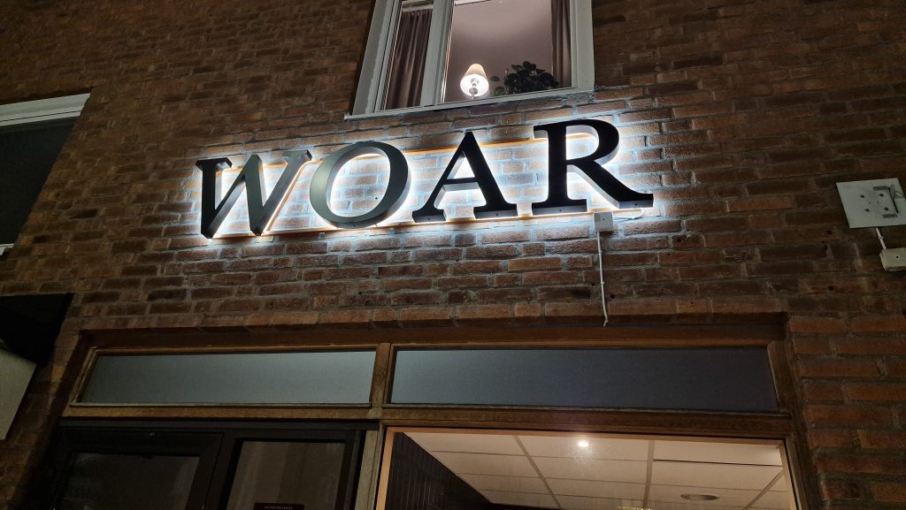 Salong Woar