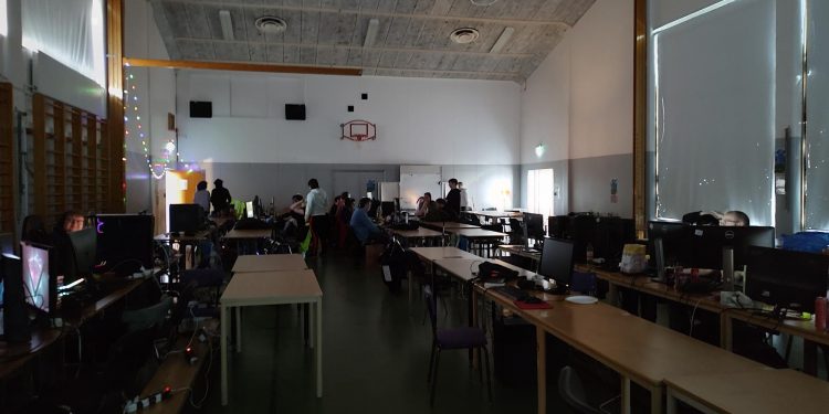 lan