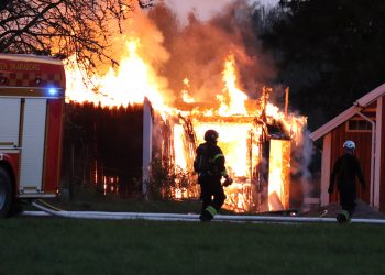 Villa totalförstörd under natten