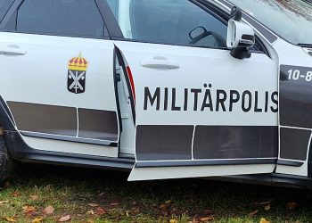 Militärpolisbil