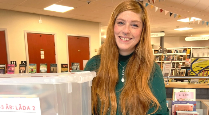 Mikaela Särndahl, biblioteksassistent