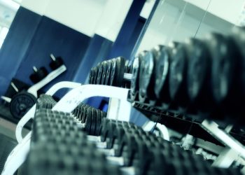 Hantlar på ett gym
