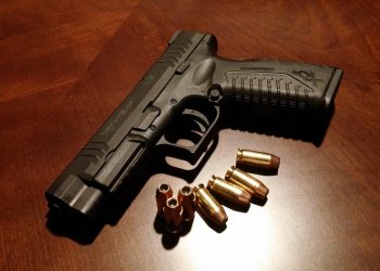 bild på pistol