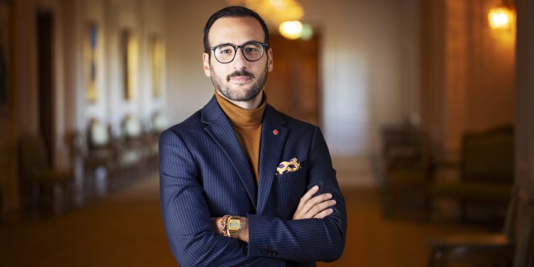 Tony Haddou, Vänsterpartiets migrationspolitiska talesperson